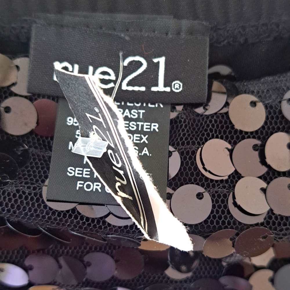 NWT Y2K RUE 21 Sequin Strapless Glam Mob Wife Date Night Sequin Top, Size XL. - Picture 4 of 5